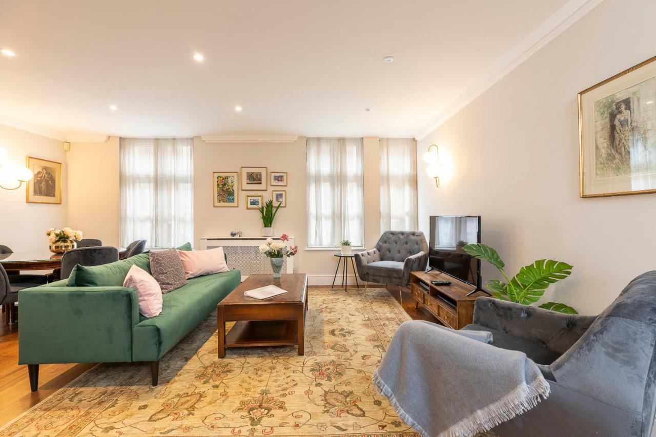 ロンドンJoivy Beautiful 2 Bed Apt In The Heart Of Mayfair, Close To Tubeアパートメント エクステリア 写真